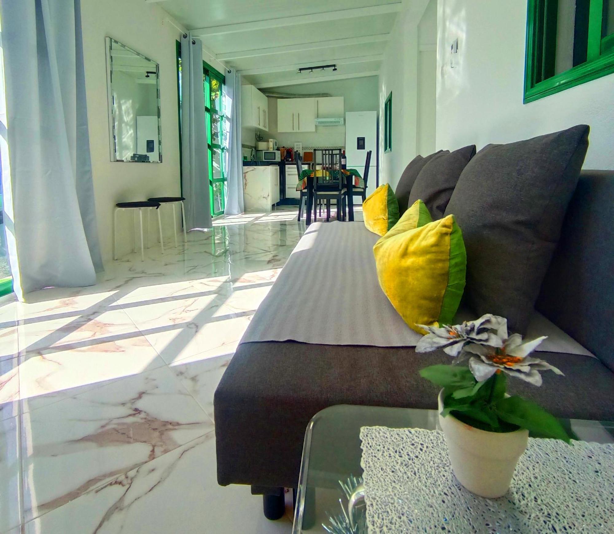 Casa Cristal Apartment อาโรนา ภายนอก รูปภาพ